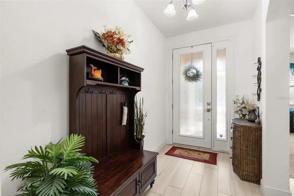 700 S Florida Avenue Howey In The Hills FL 34737