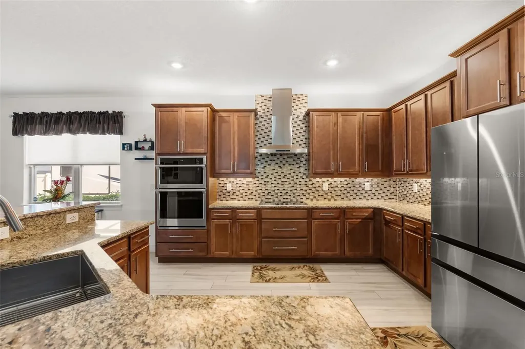 700 S Florida Avenue Howey In The Hills FL 34737