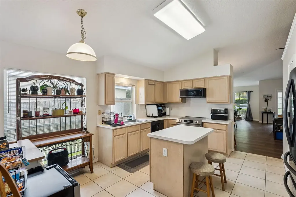 266 Hanging Moss Circle Lake Mary FL 32746