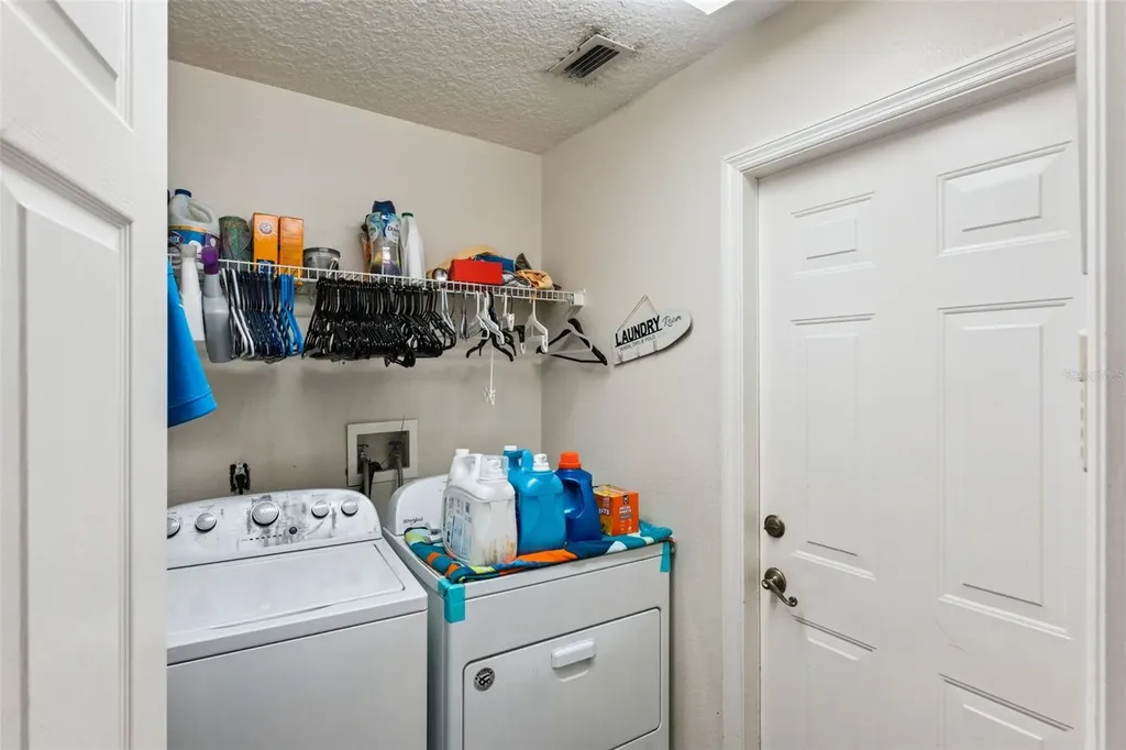 266 Hanging Moss Circle Lake Mary FL 32746