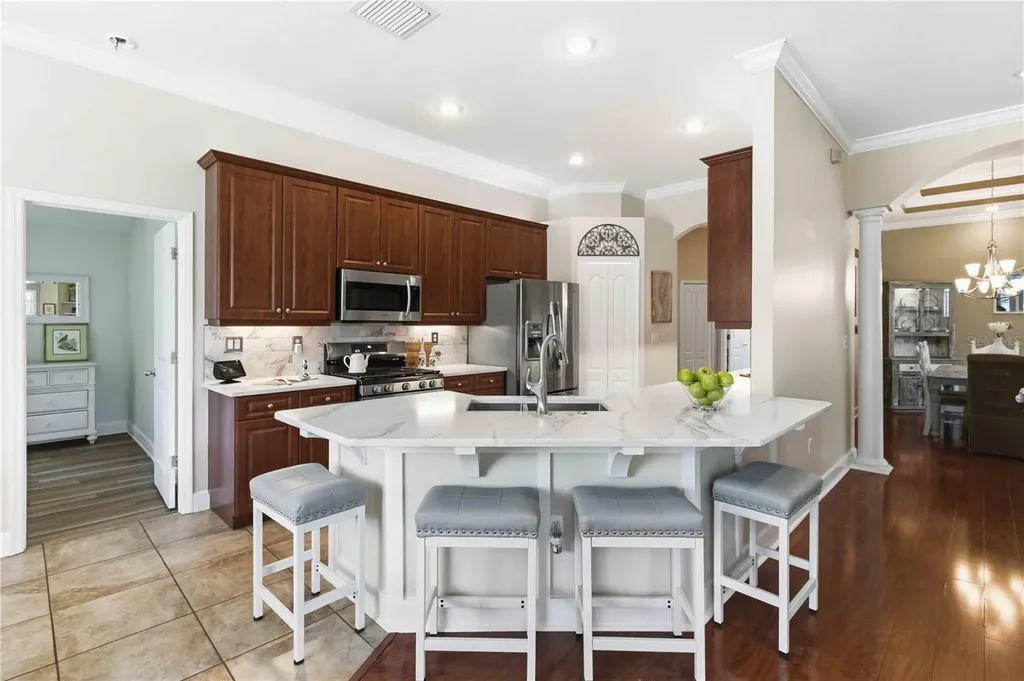 16817 Harrierridge Place Lithia FL 33547