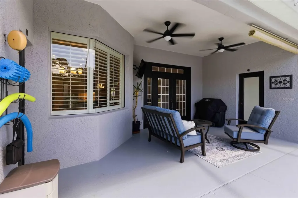 16817 Harrierridge Place Lithia FL 33547