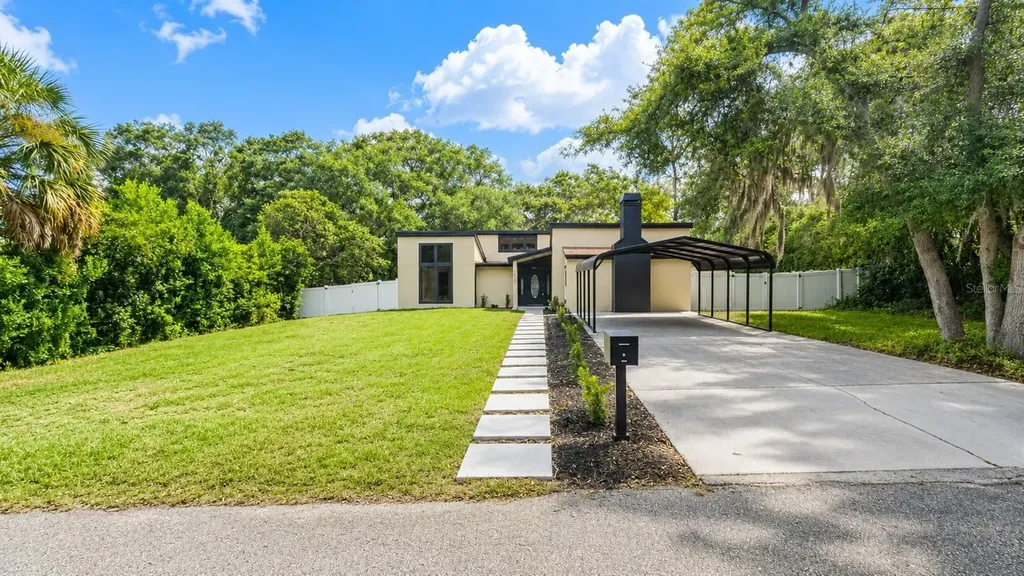 16123 E Lake Burrell Drive Lutz FL 33549