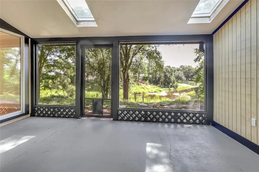 16123 E Lake Burrell Drive Lutz FL 33549
