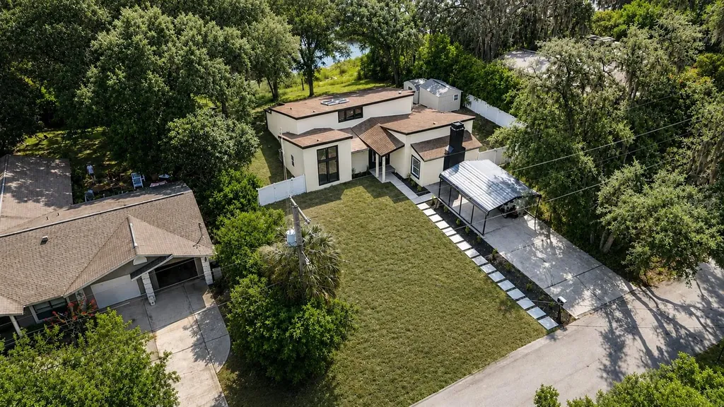 16123 E Lake Burrell Drive Lutz FL 33549