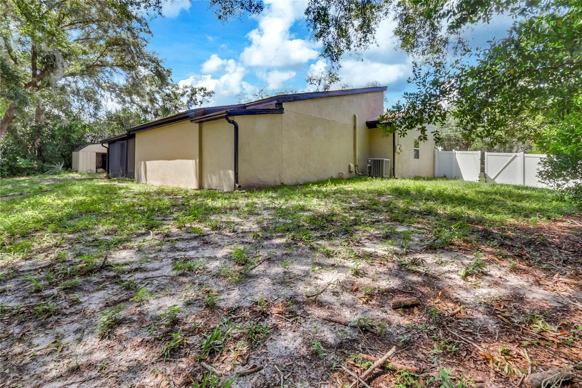 16123 E Lake Burrell Drive Lutz FL 33549