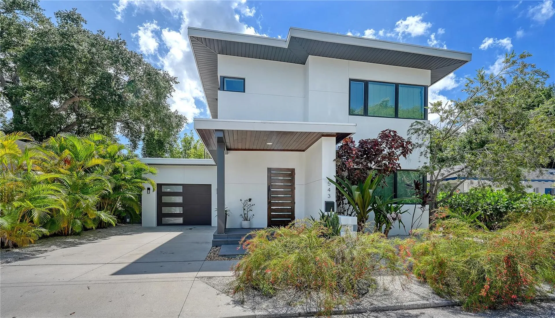 543 Columbia Court Sarasota FL 34236
