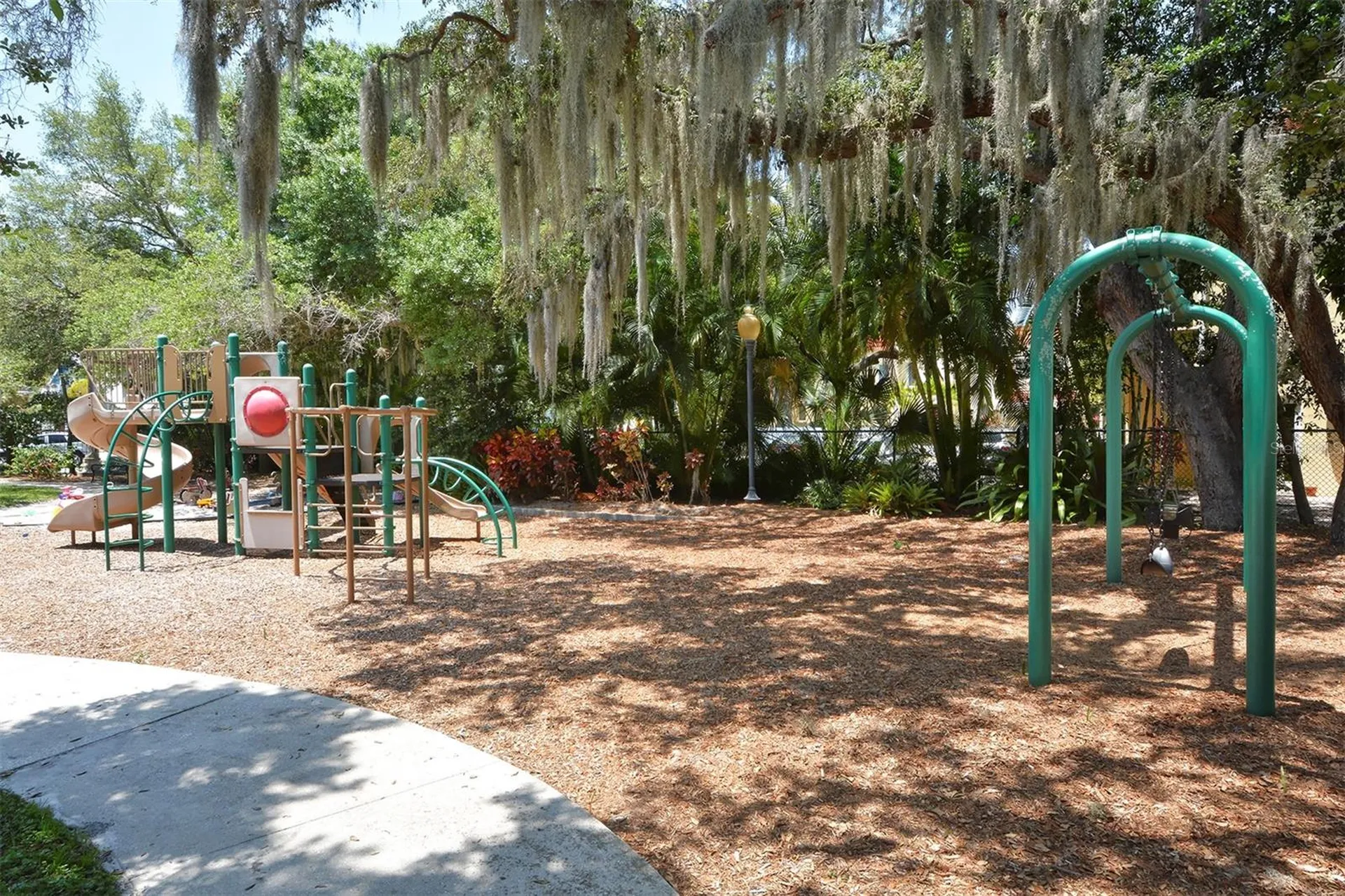 543 Columbia Court Sarasota FL 34236