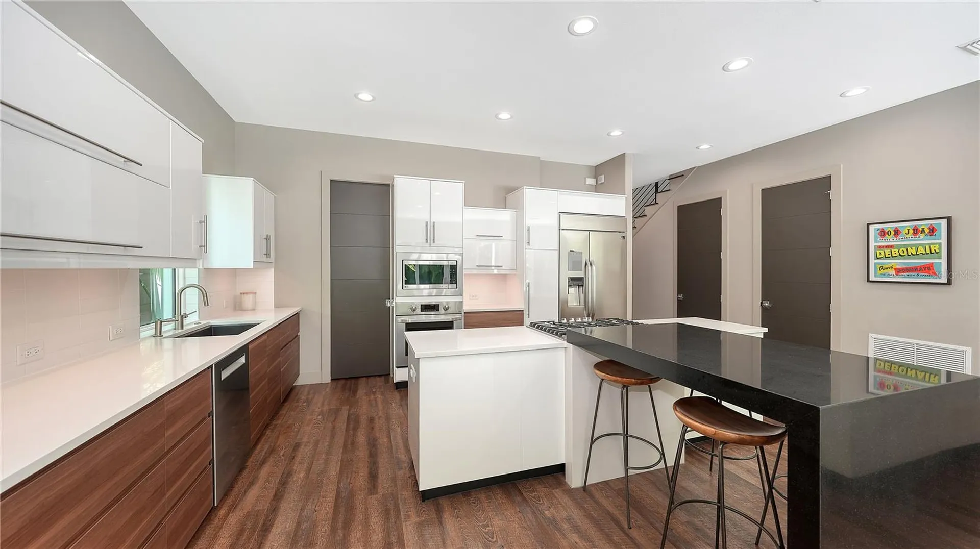 543 Columbia Court Sarasota FL 34236