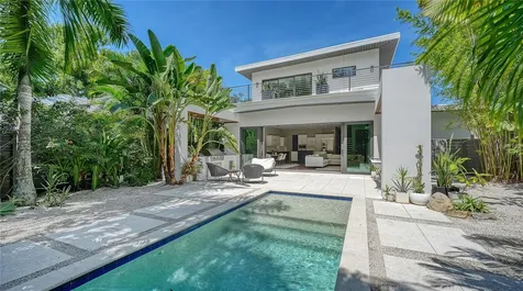 543 Columbia Court Sarasota FL 34236