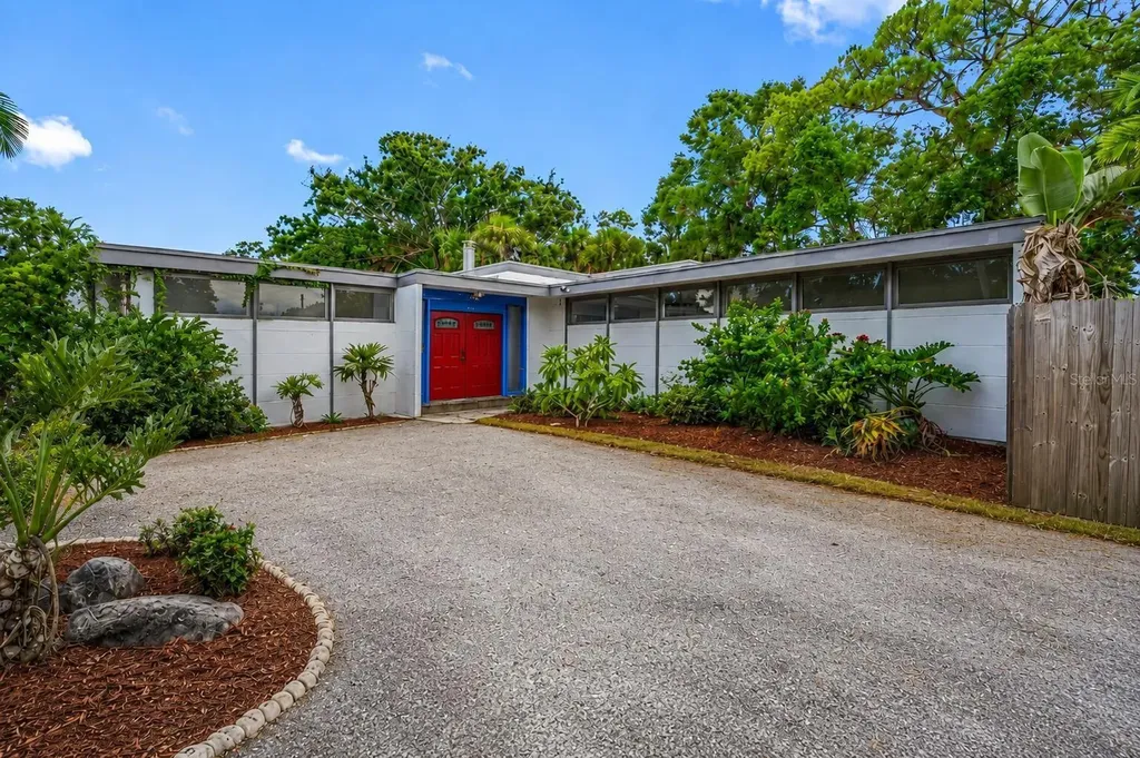 7990 42nd Street N Pinellas Park FL 33781