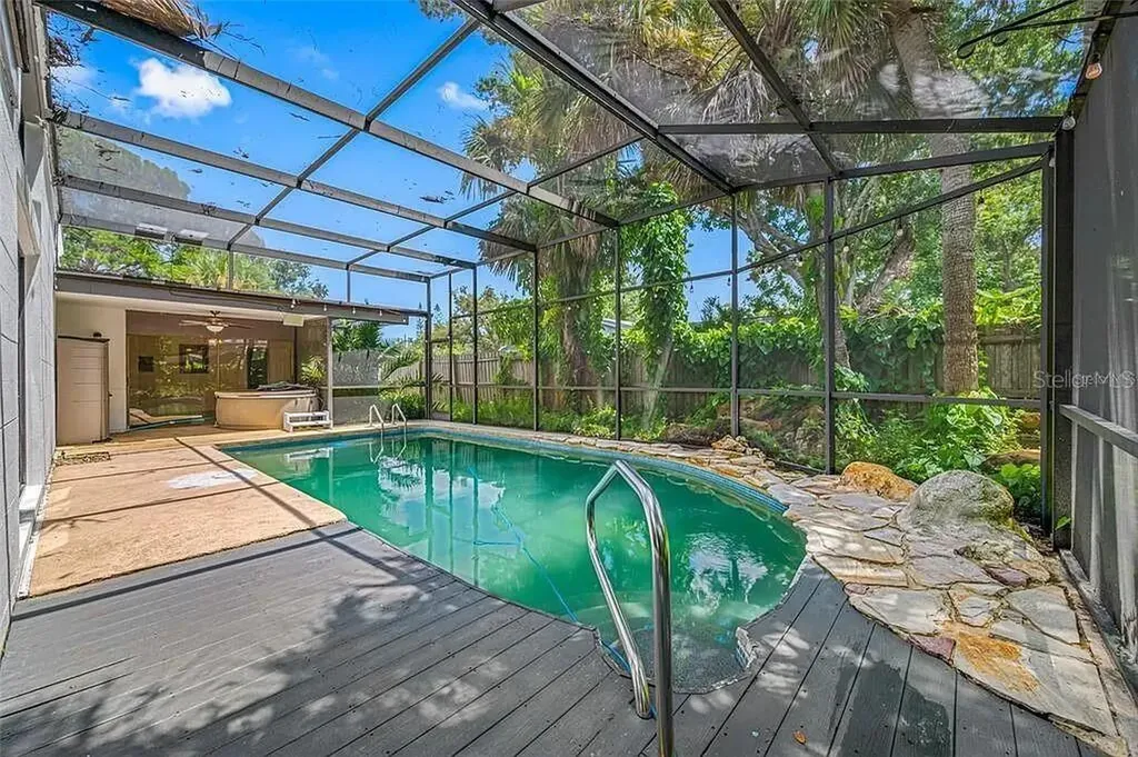 7990 42nd Street N Pinellas Park FL 33781