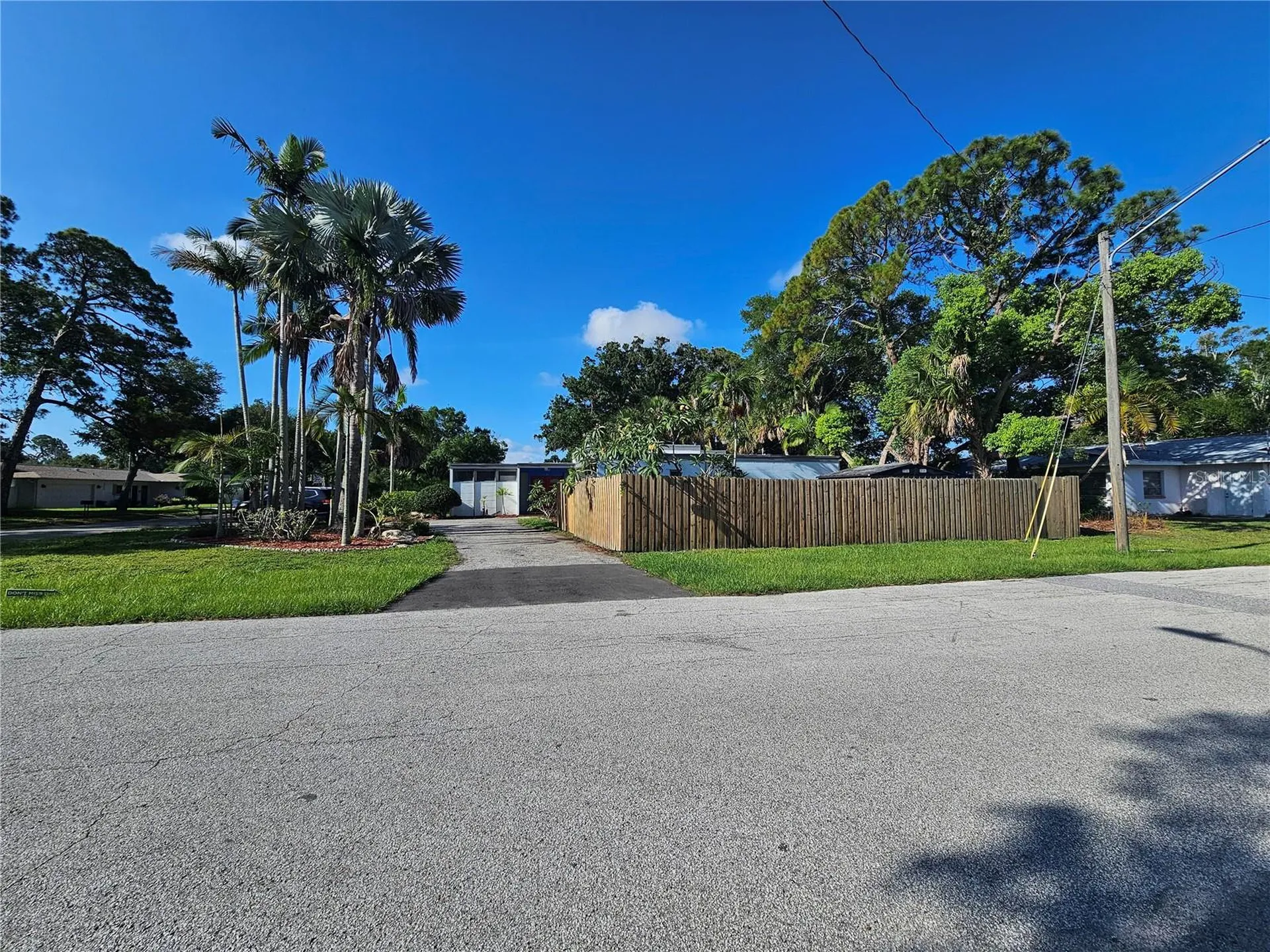 7990 42nd Street N Pinellas Park FL 33781