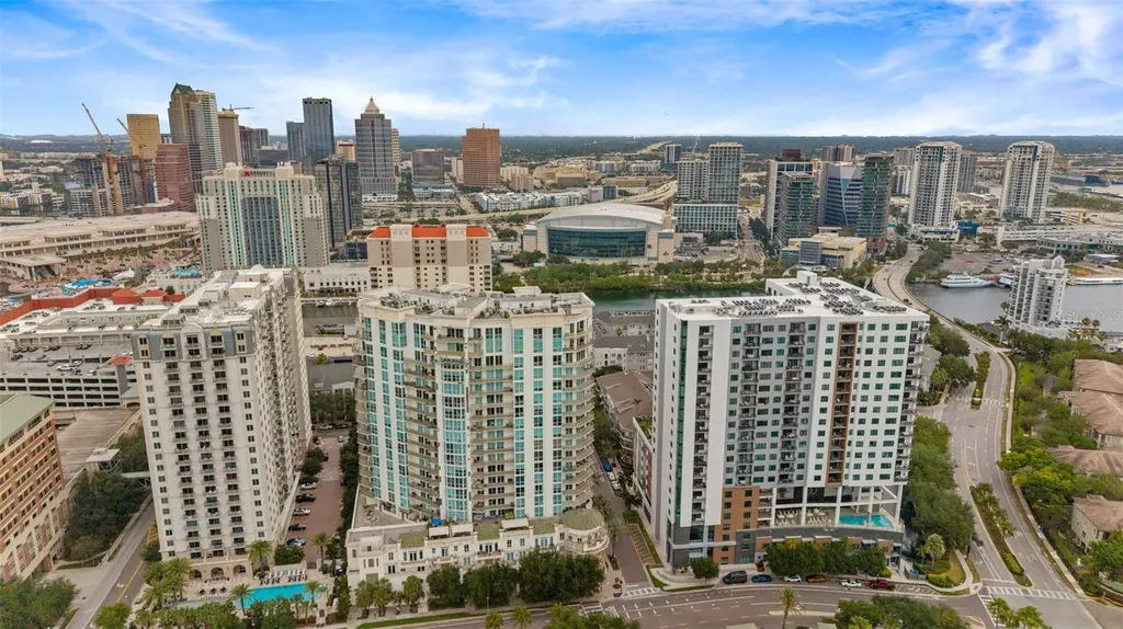 501 Knights Run Avenue Tampa FL 33602
