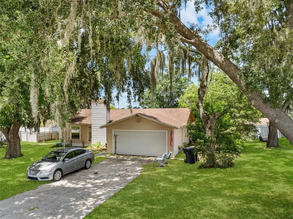 7410 Orange Crest Circle Lakeland FL 33810