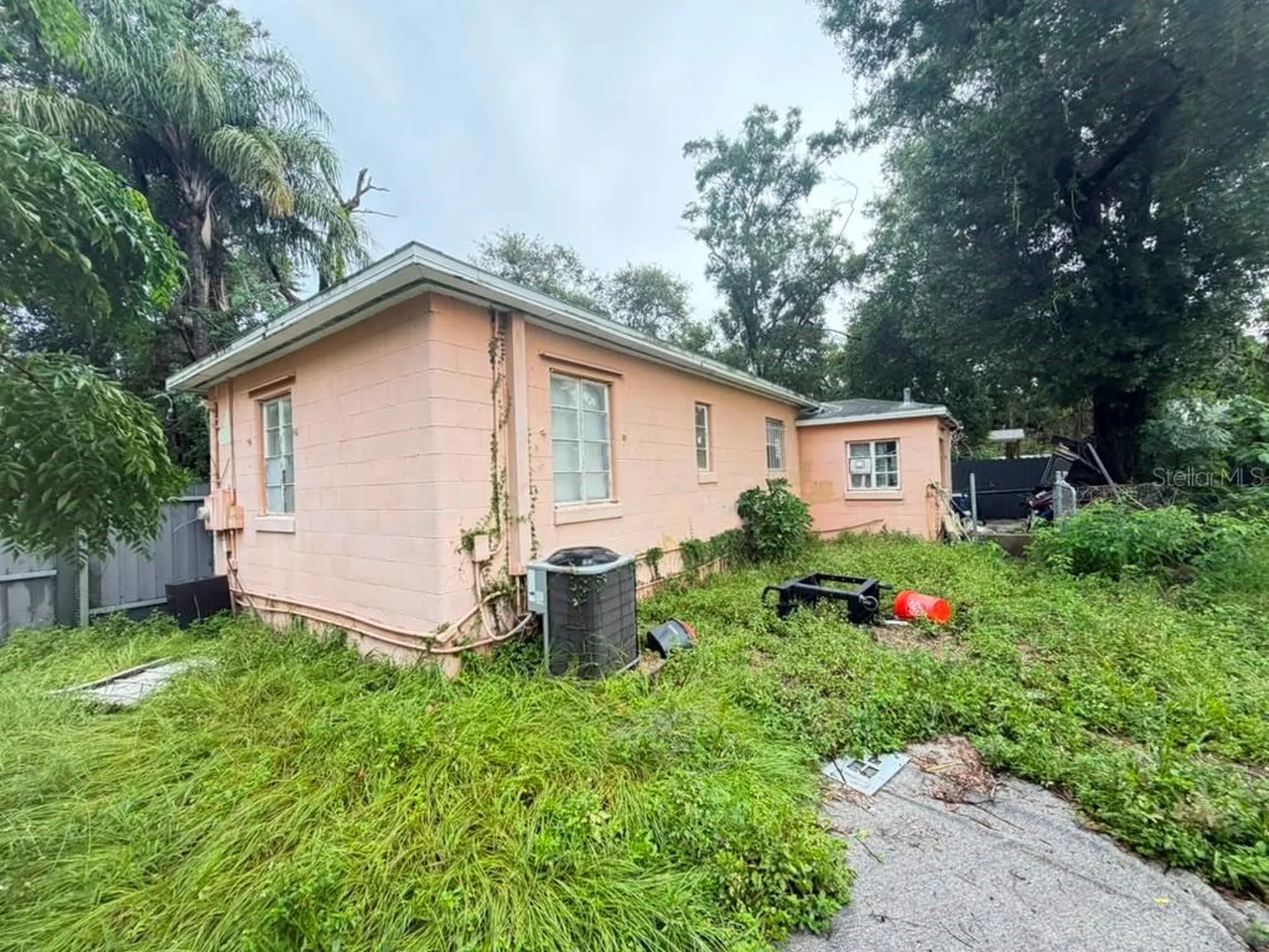 1011 E 108th Avenue Tampa FL 33612