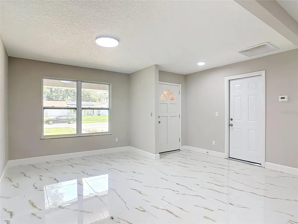 1483 Tivoli Drive Deltona FL 32725