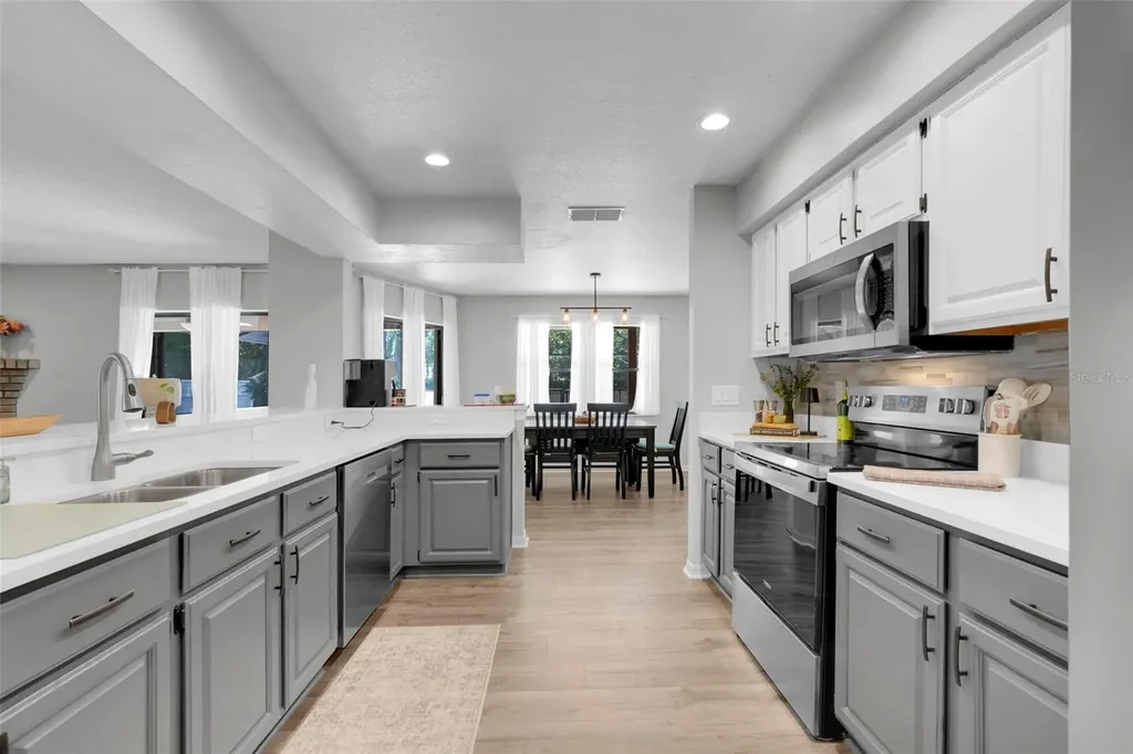 305 Forrest Crest Court Ocoee FL 34761