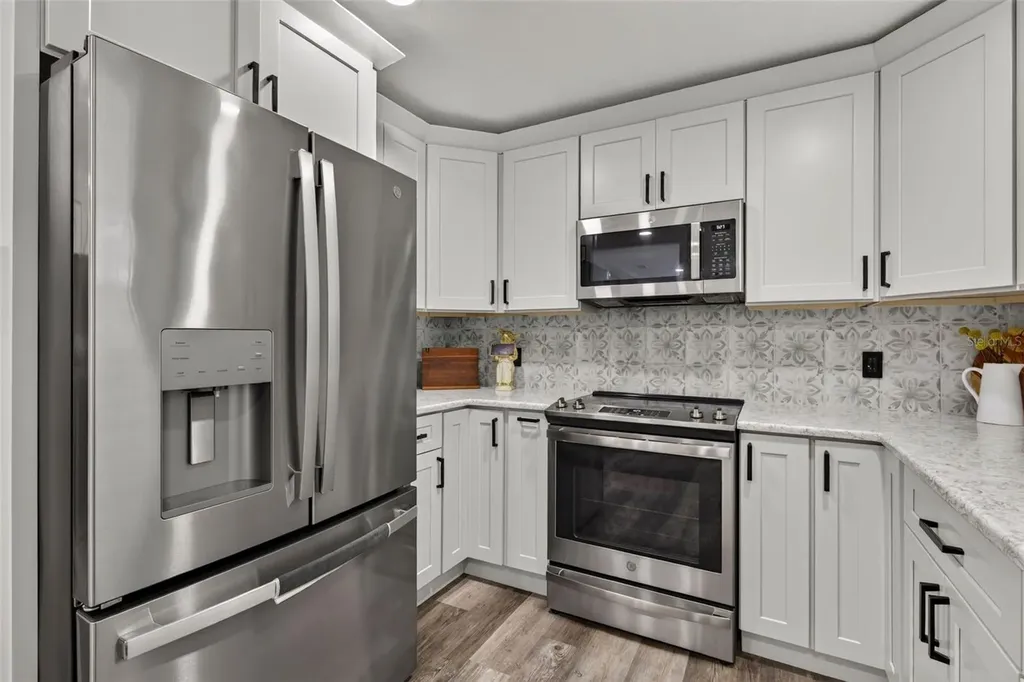 1435 Burning Tree Road Tarpon Springs FL 34689