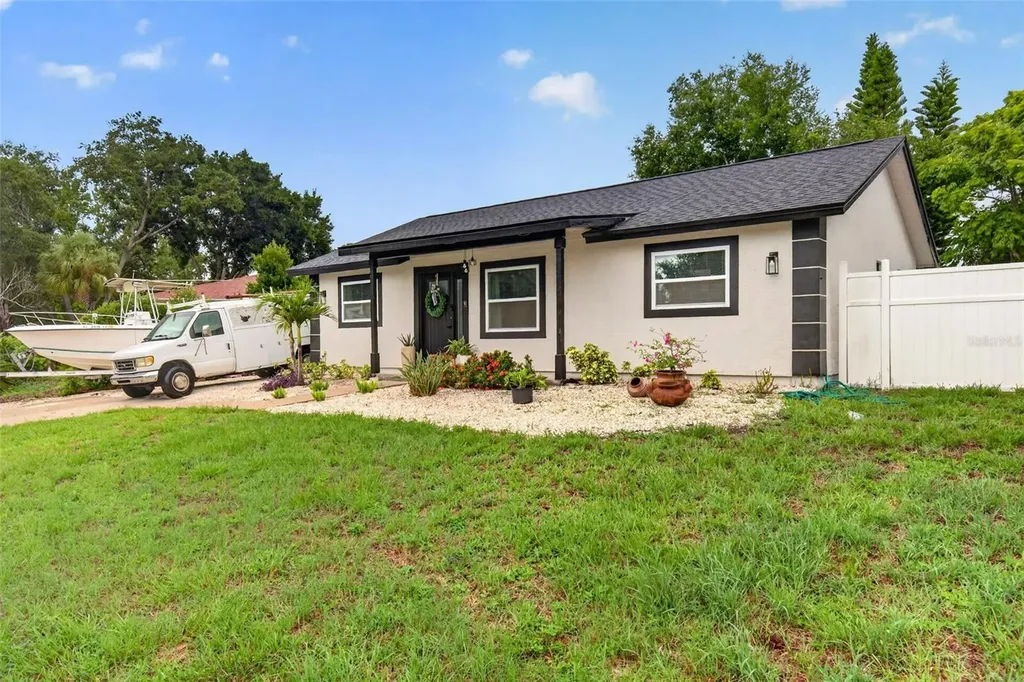 1435 Burning Tree Road Tarpon Springs FL 34689