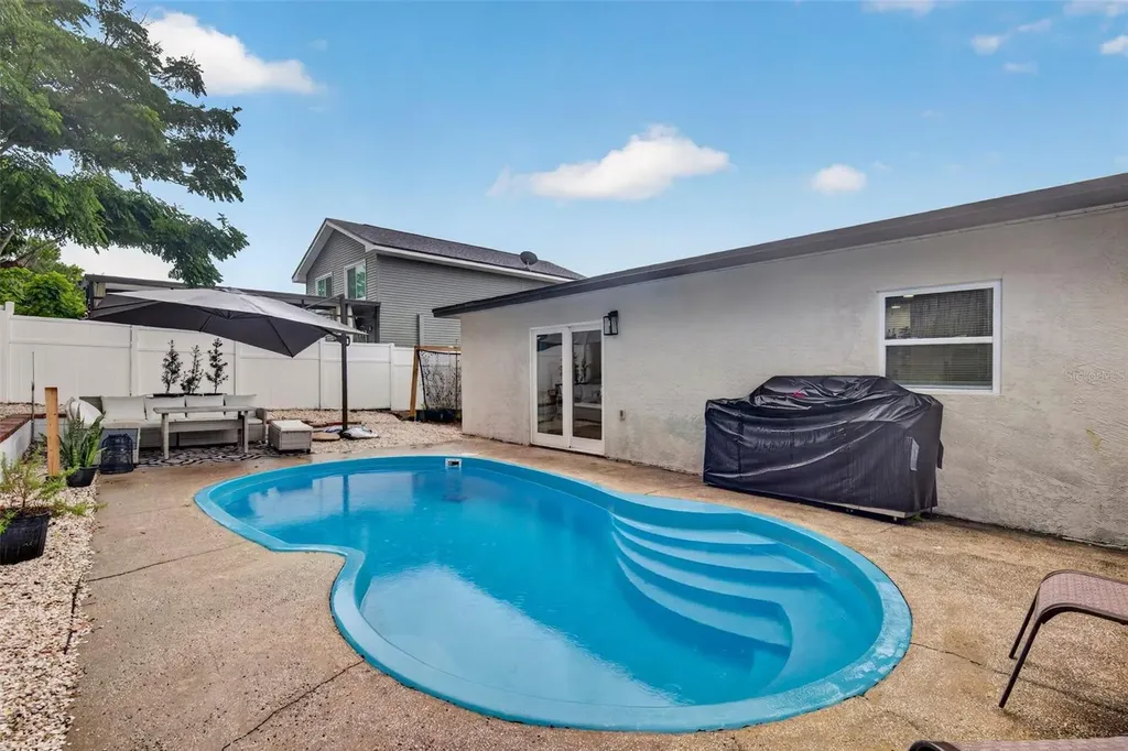 1435 Burning Tree Road Tarpon Springs FL 34689