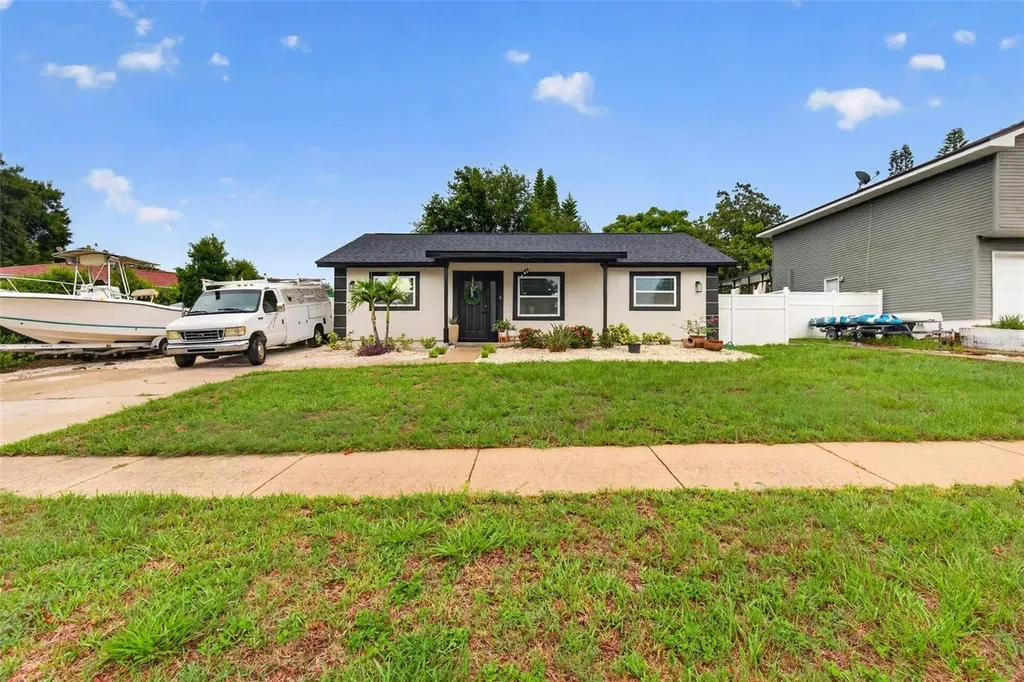 1435 Burning Tree Road Tarpon Springs FL 34689
