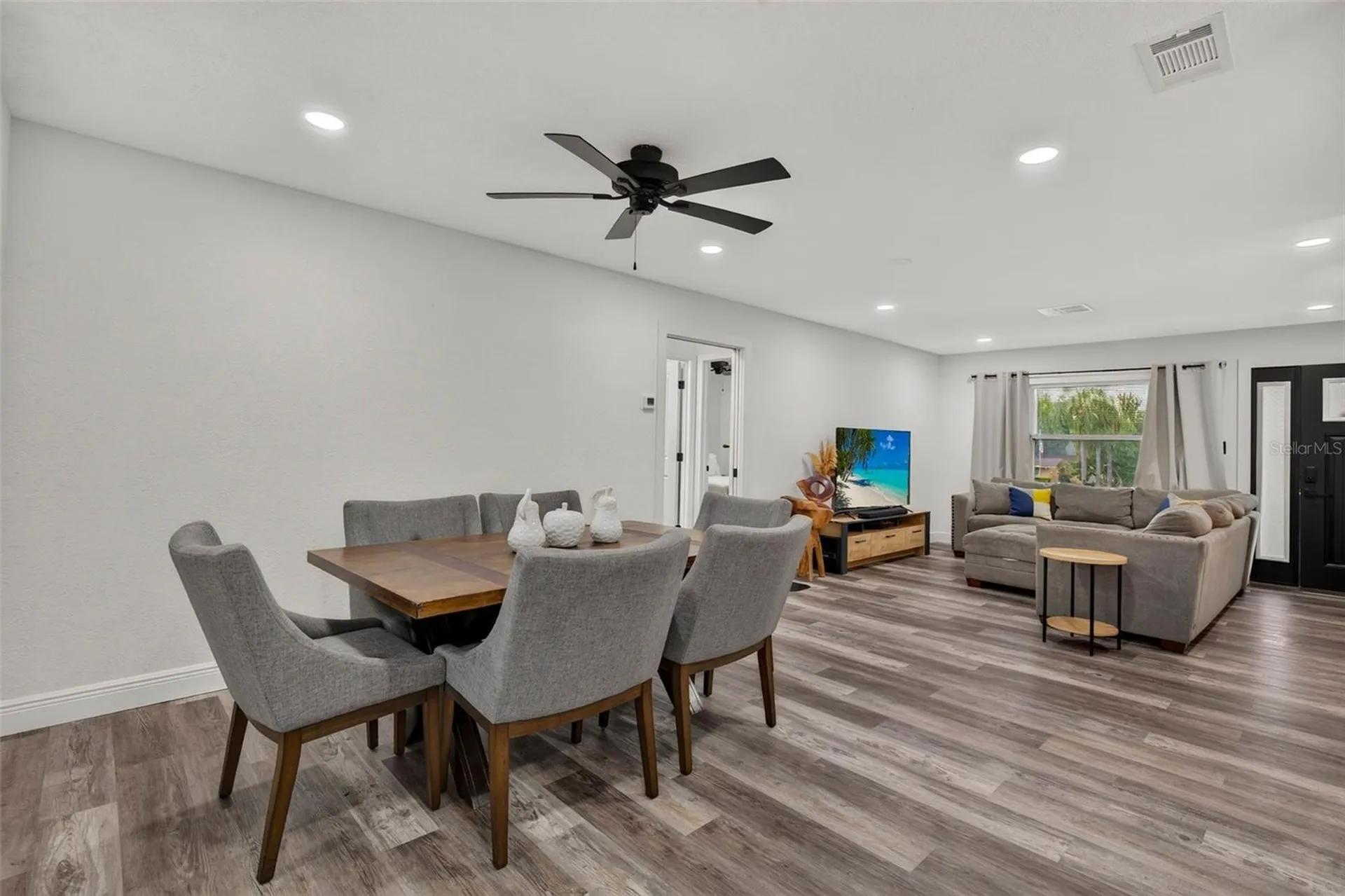 1435 Burning Tree Road Tarpon Springs FL 34689