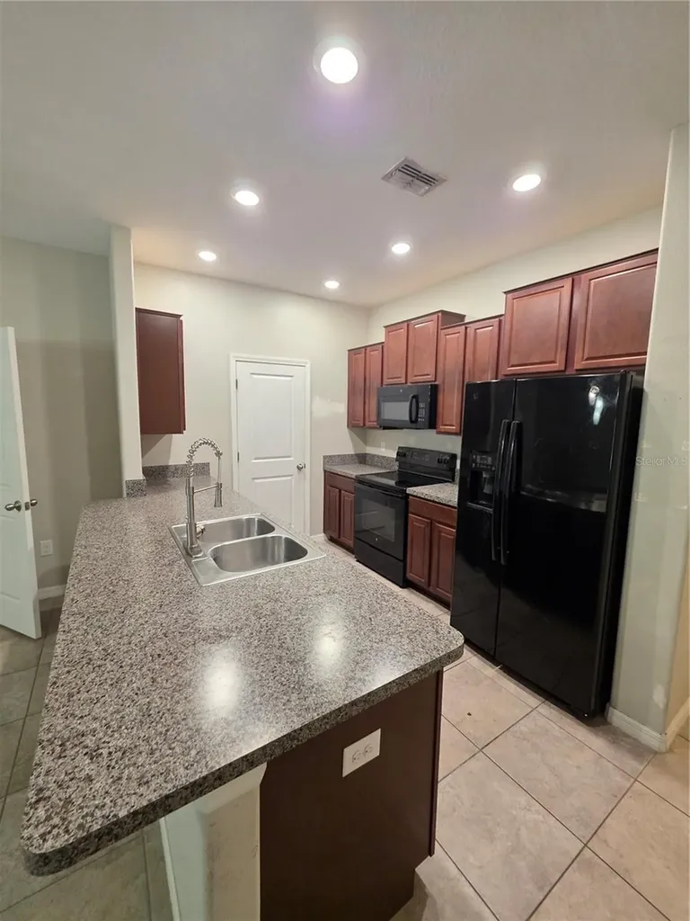 10676 Lake Montauk Drive Riverview FL 33578