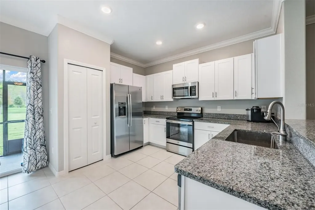 2166 Great Sapphire Lane Lutz FL 33558