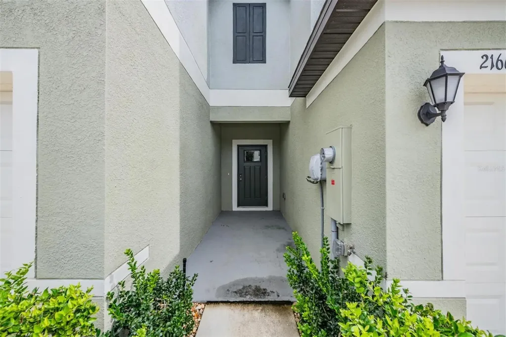 2166 Great Sapphire Lane Lutz FL 33558