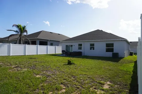 387 Pinecrest Loop Davenport FL 33837