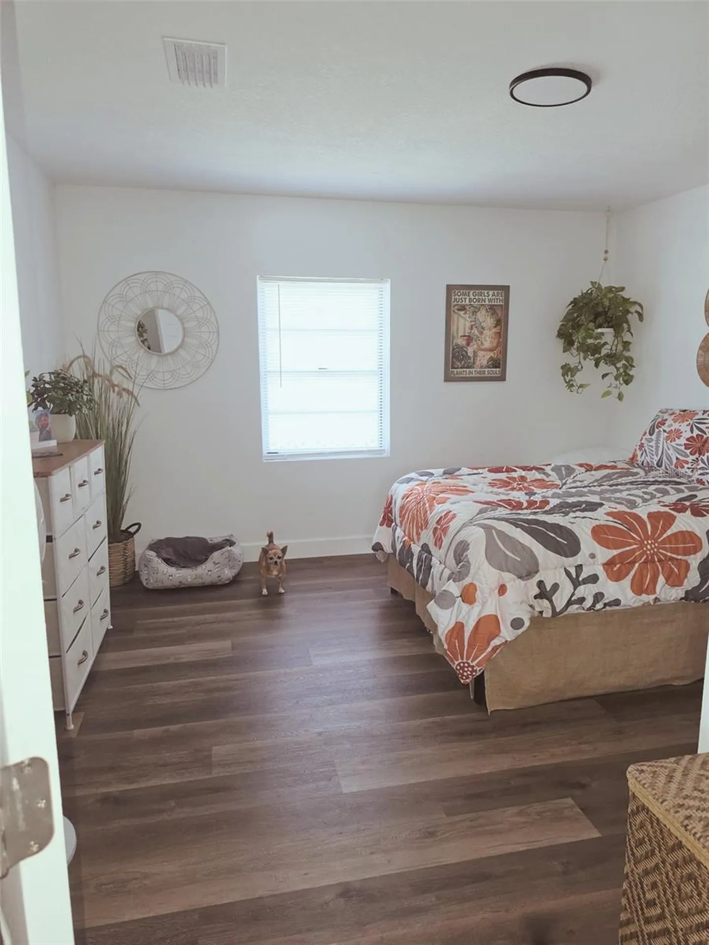 121 Bay Street Tarpon Springs FL 34689