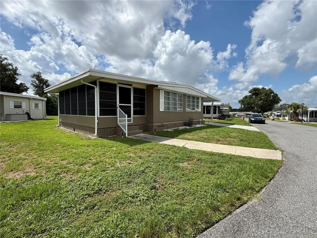 117 Jacaranda Drive Leesburg FL 34748