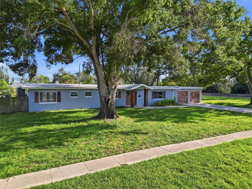120 81st Avenue NE St Petersburg FL 33702