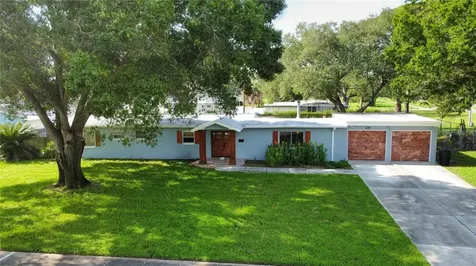 120 81ST Avenue NE St Petersburg FL 33702