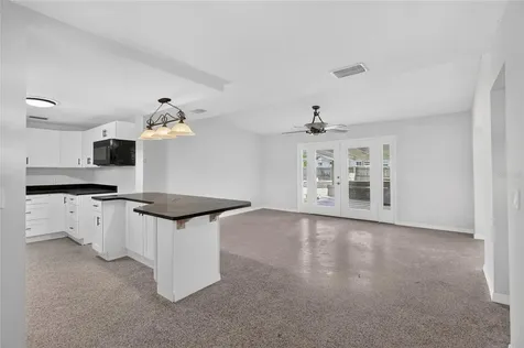 120 81st Avenue NE St Petersburg FL 33702