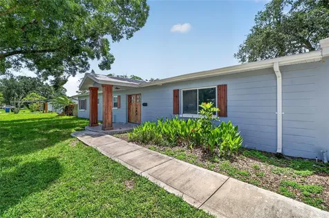 120 81st Avenue NE St Petersburg FL 33702