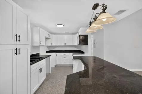 120 81st Avenue NE St Petersburg FL 33702