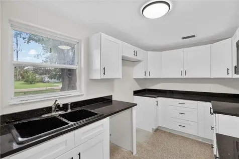 120 81st Avenue NE St Petersburg FL 33702