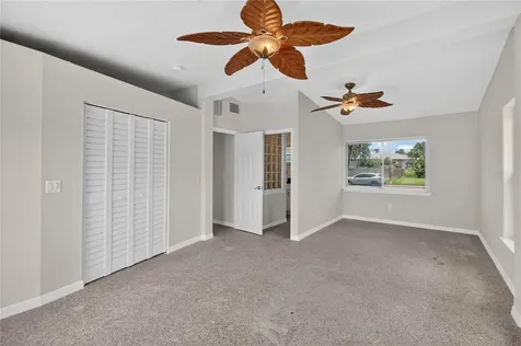 120 81st Avenue NE St Petersburg FL 33702