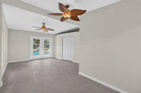 120 81st Avenue NE St Petersburg FL 33702