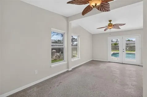 120 81st Avenue NE St Petersburg FL 33702