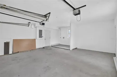 120 81st Avenue NE St Petersburg FL 33702