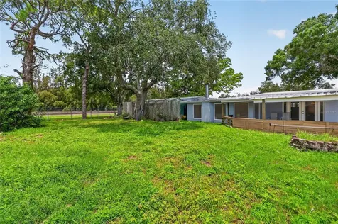 120 81st Avenue NE St Petersburg FL 33702