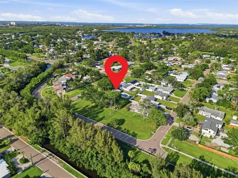 120 81st Avenue NE St Petersburg FL 33702