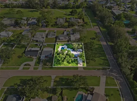 120 81st Avenue NE St Petersburg FL 33702