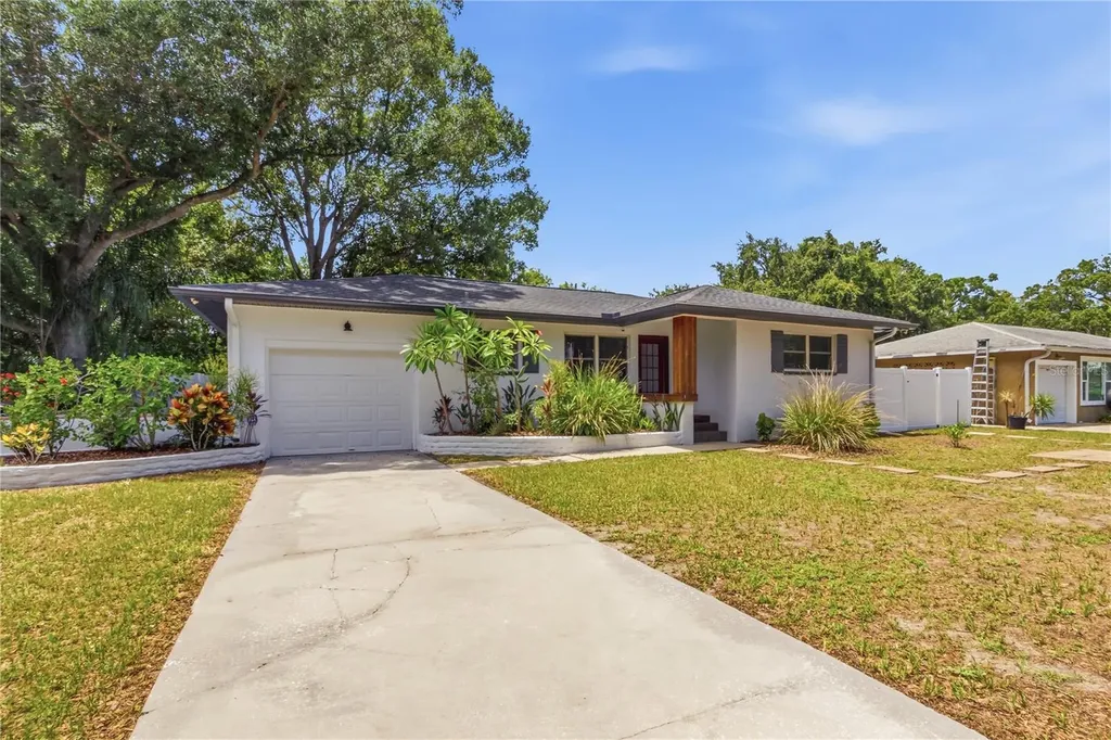 10 S Orion Avenue Clearwater FL 33765