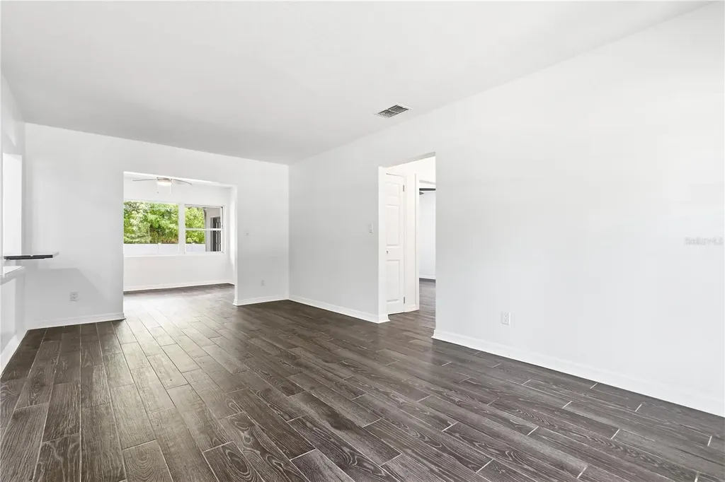 10 S Orion Avenue Clearwater FL 33765