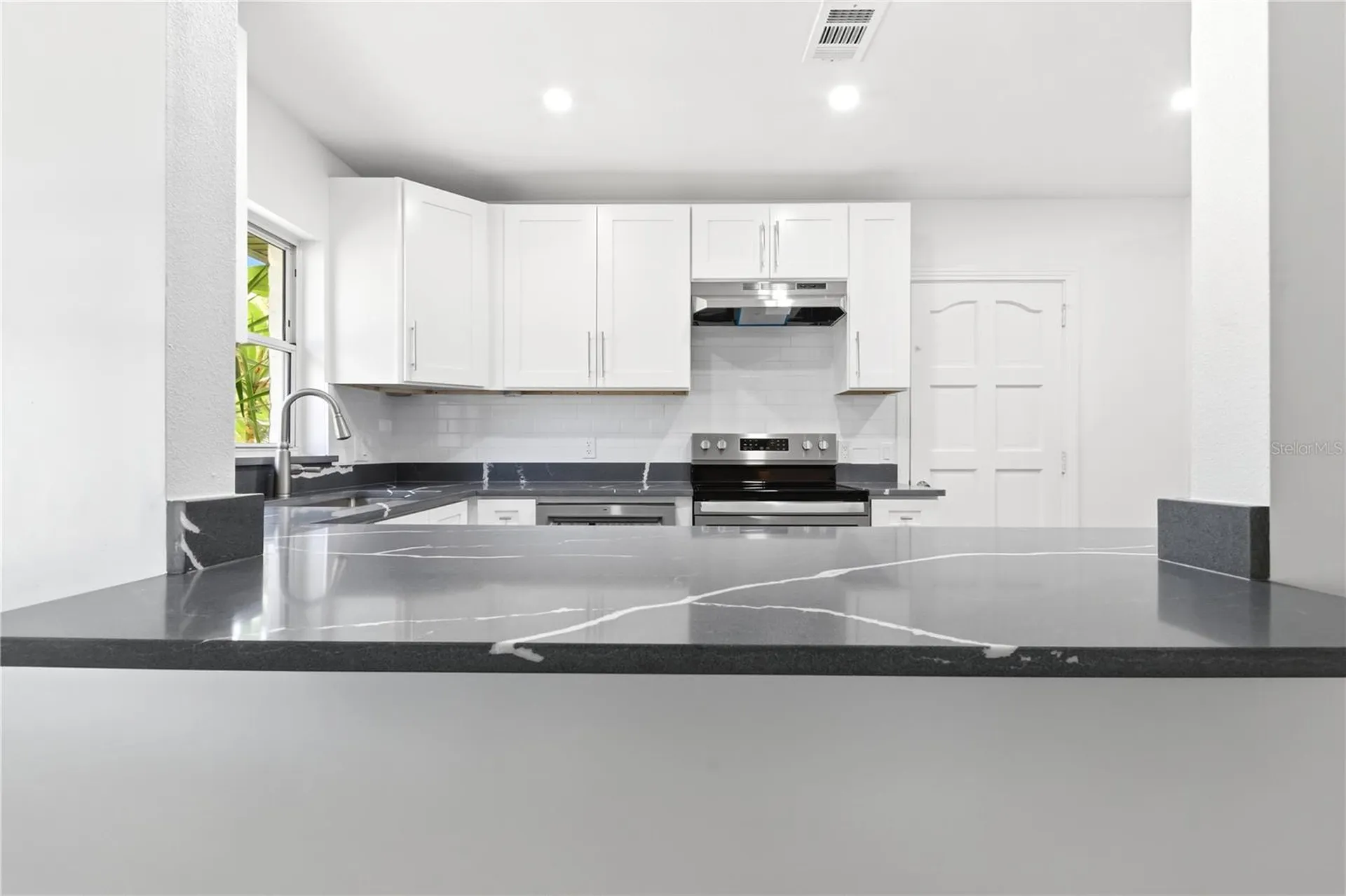 10 S Orion Avenue Clearwater FL 33765