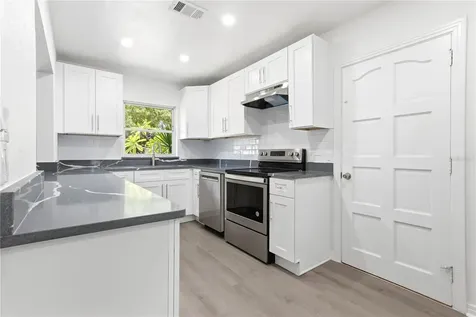 10 S Orion Avenue Clearwater FL 33765